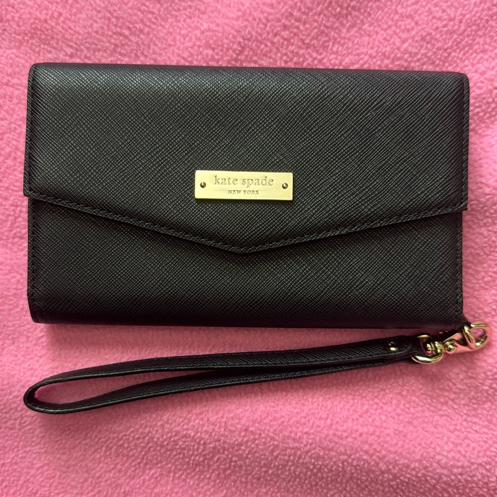 Kate Spade Black Saffiano Leather Phone Wristlet Wallet Fits iPhone 13 Inside